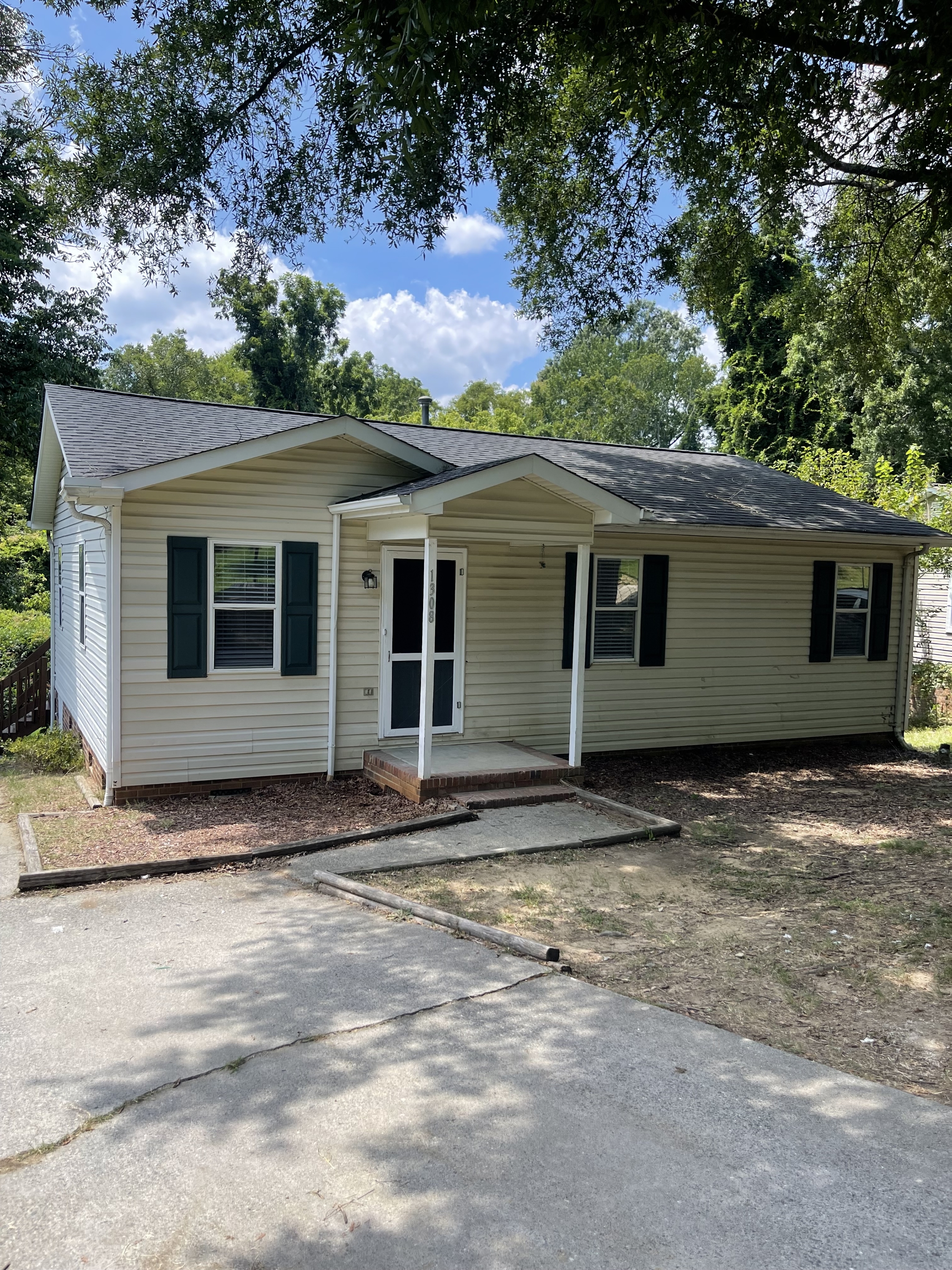 1308 Vance Street